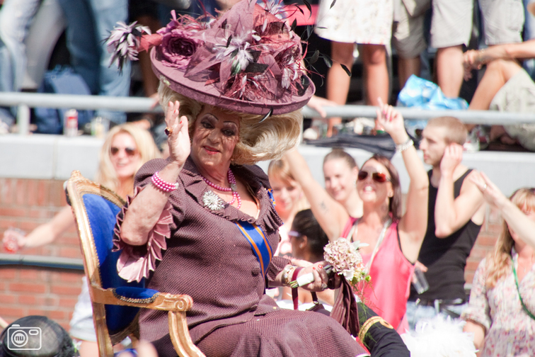 Koningsdag/Koninginnedag (King's Day/Queen's Day) Activities